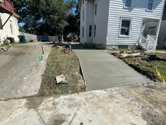 6204 Prentice St, Cincinnati, OH 45227