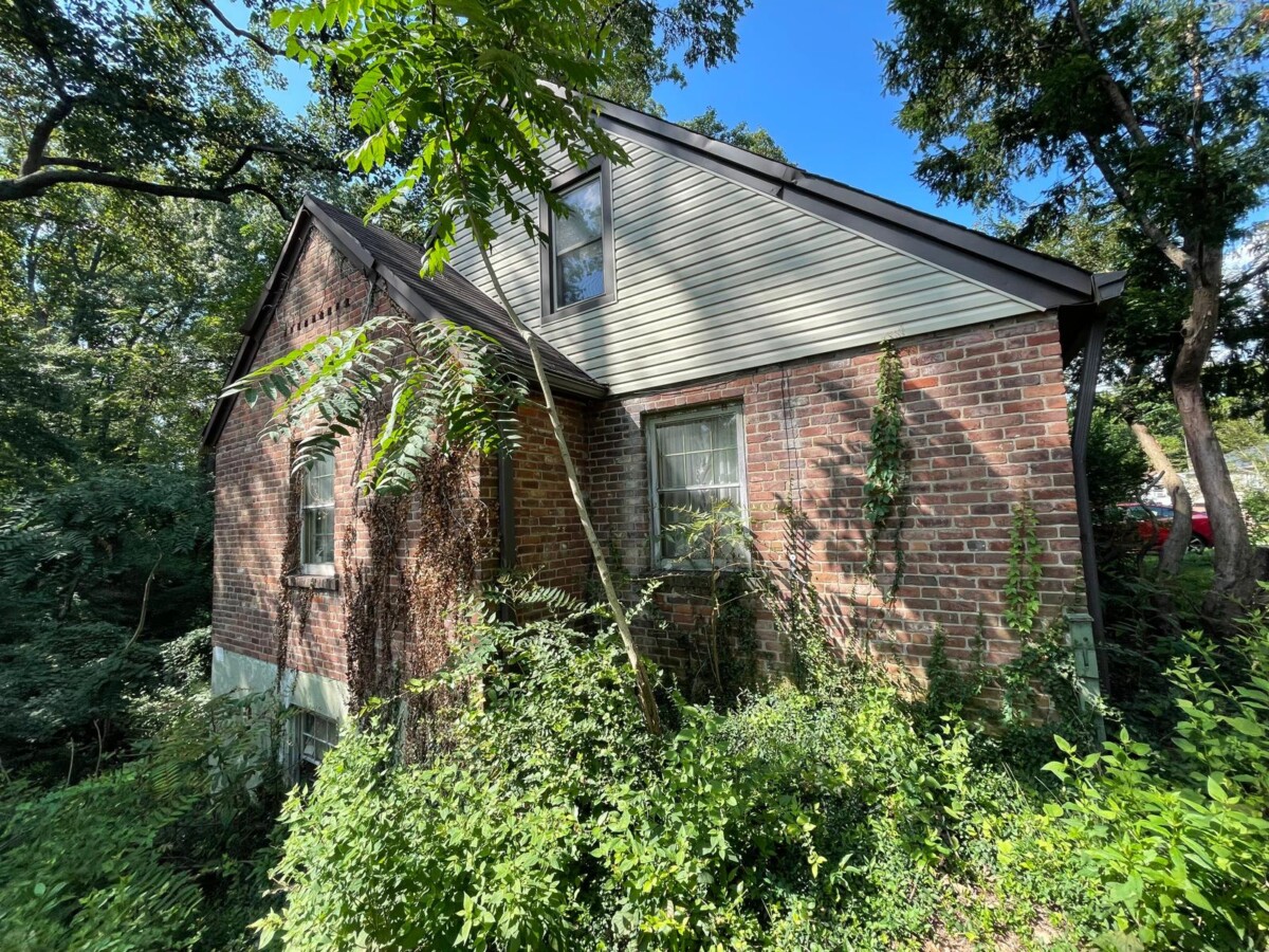 2667 Losantiville Ave. Golf Manor OH 45237